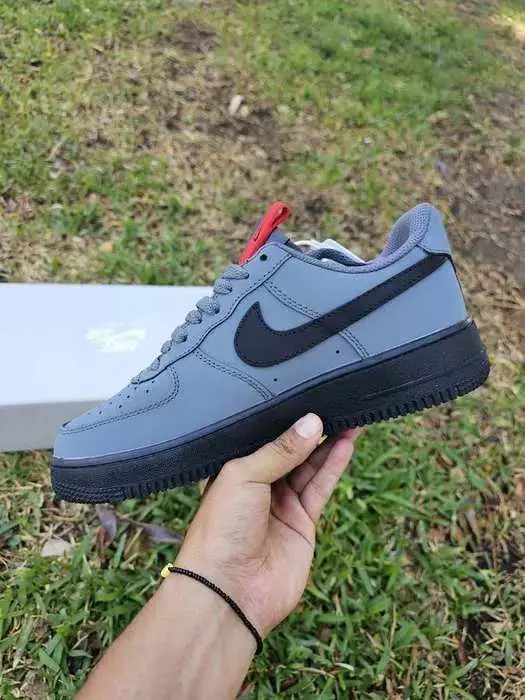 AIRFORCE ONE CARBON miniatura 3