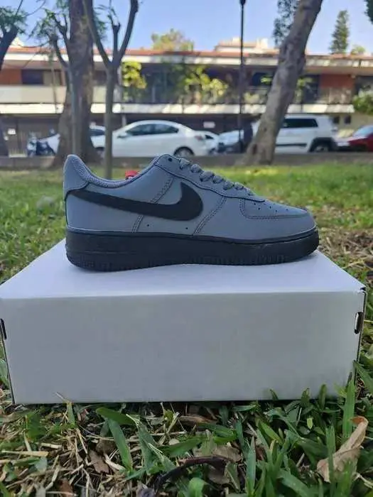 AIRFORCE ONE CARBON miniatura 5