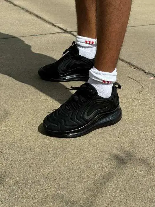 AIRMAX 720 NEGRO