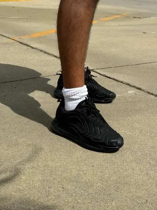 AIRMAX 720 NEGRO miniatura 2