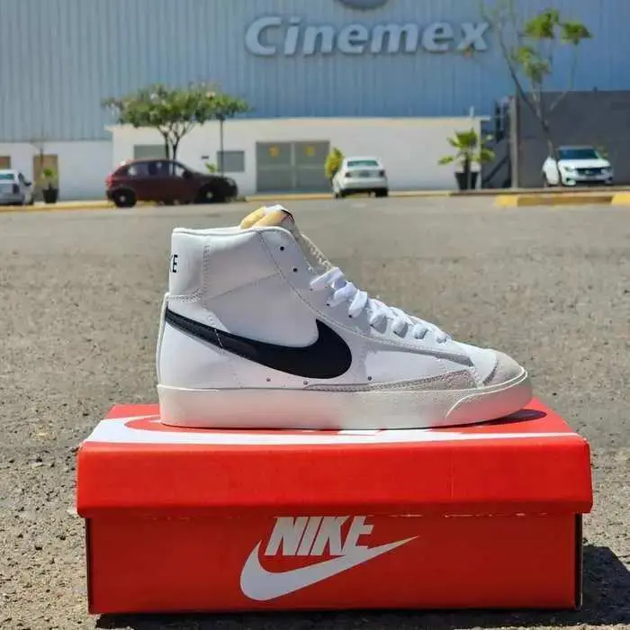 BLAZER MID 77 VINTAGE