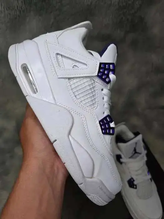 JORDAN 4 MORADO METALICO