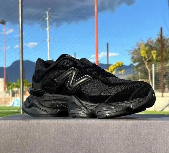 NB 9060 NEGROS miniatura 2