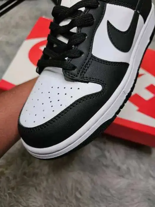 SB DUNK PANDA miniatura 2
