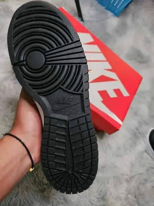 SB DUNK PANDA miniatura 3