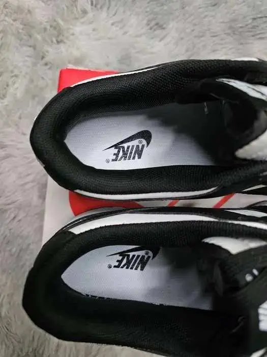 SB DUNK PANDA miniatura 5