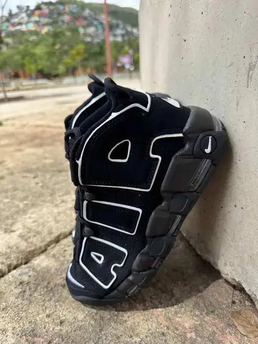 UP TEMPO BLACK miniatura 3