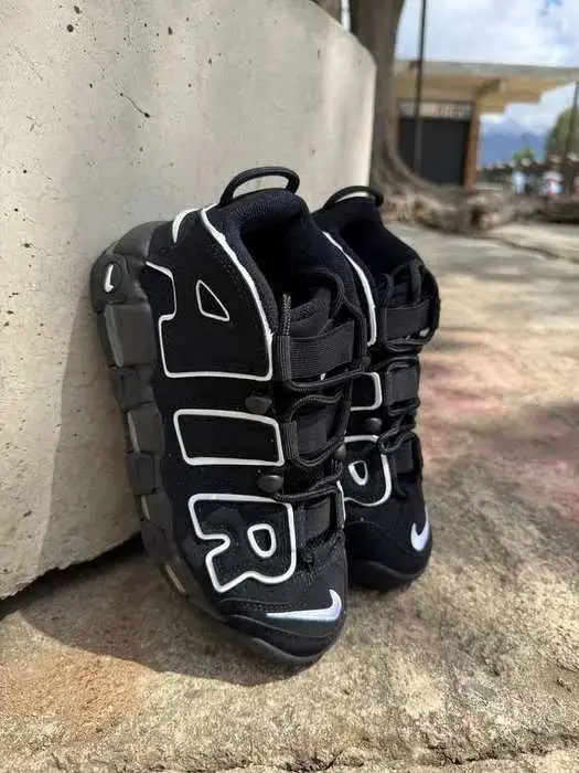 UP TEMPO BLACK miniatura 5